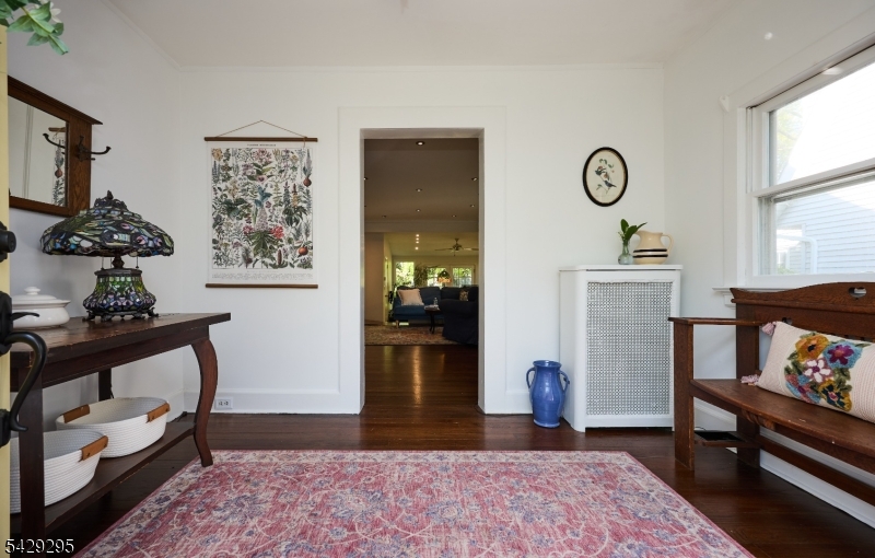 1 Edgewood Pl