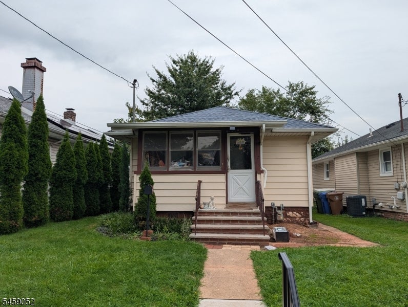 215 Madison St