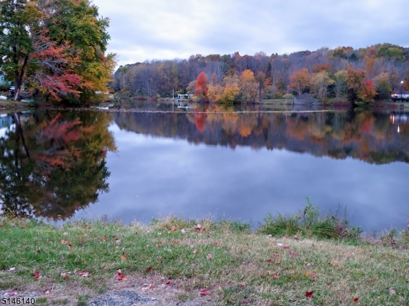 37 Cypress Dr