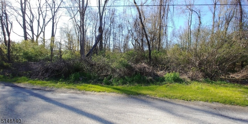 37 Cypress Dr