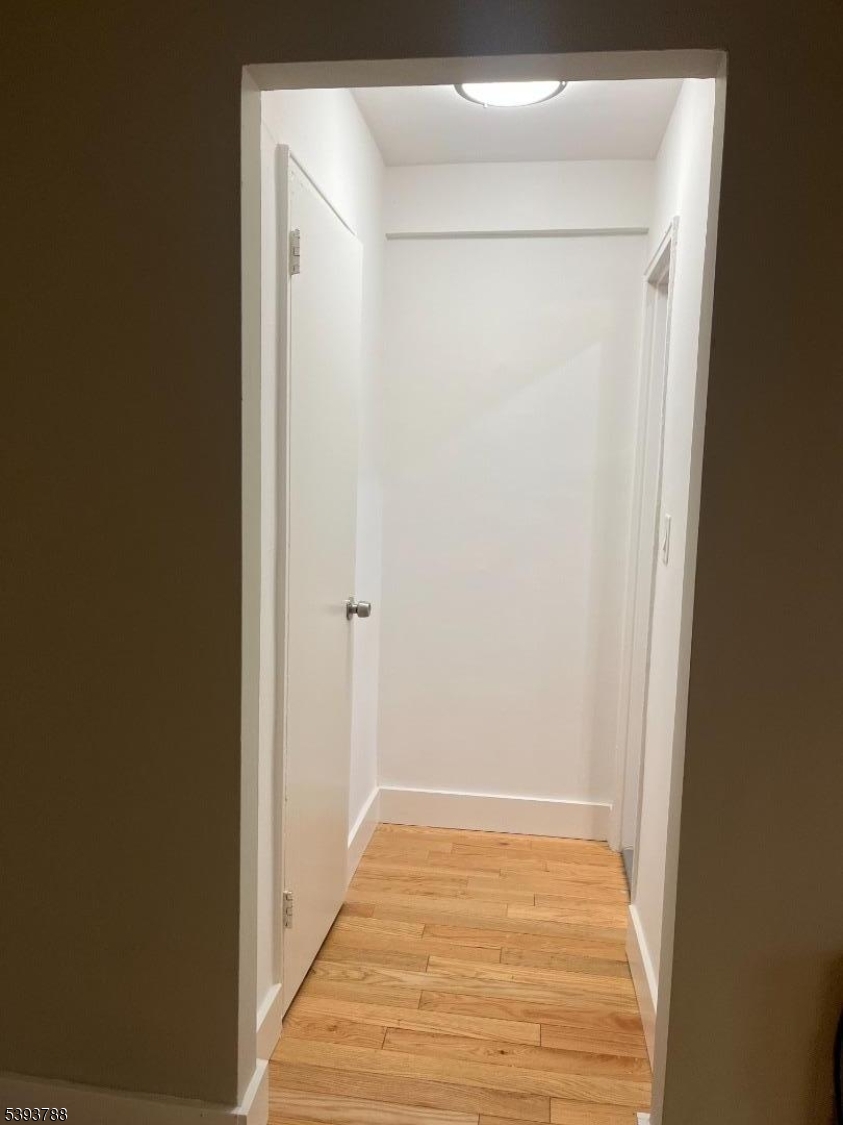 15-17 Fairview Ave 6