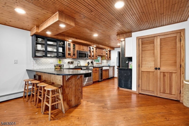 106 Demarest Rd