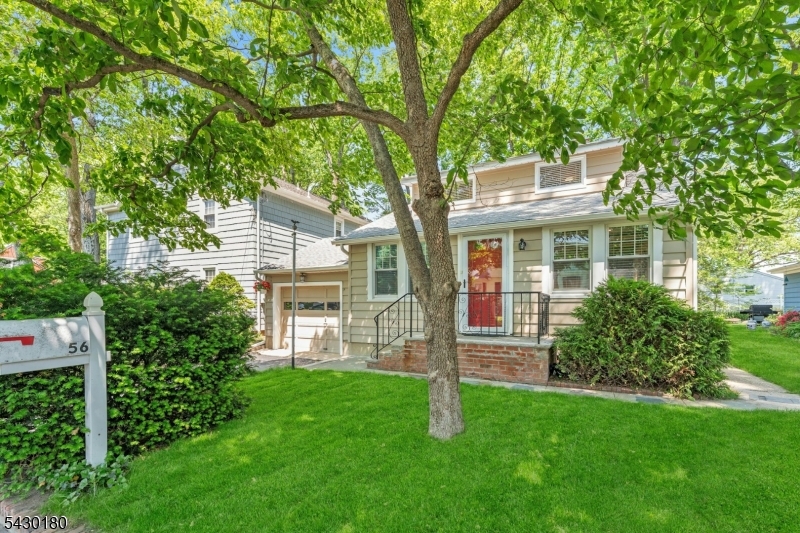56 Highwood Rd