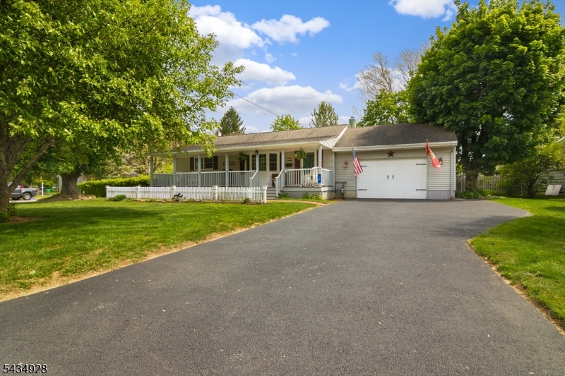 14 Justine Pl