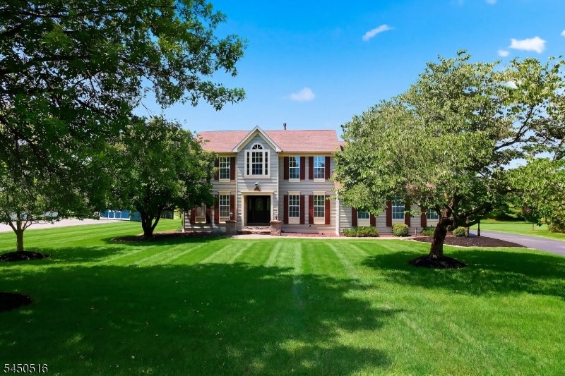 17 Bacorn Rd