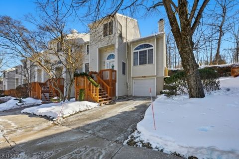 28 Ryan Ln Lincoln Park Boro NJ 07035