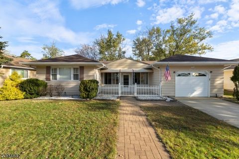 Photo of 26 Fort De France Ave, Berkeley, NJ 08757 (MLS # 3995546)