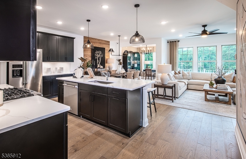3 Wadsworth Drive 6