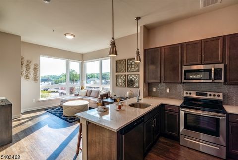 320 Valley St 304 South Orange Village Twp. NJ 07079