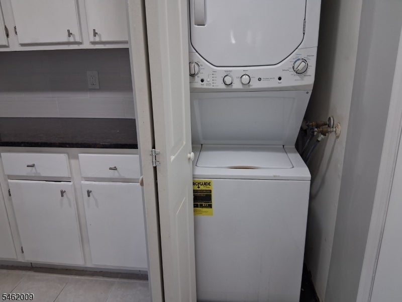 1203 Edison Glen Ter 1203