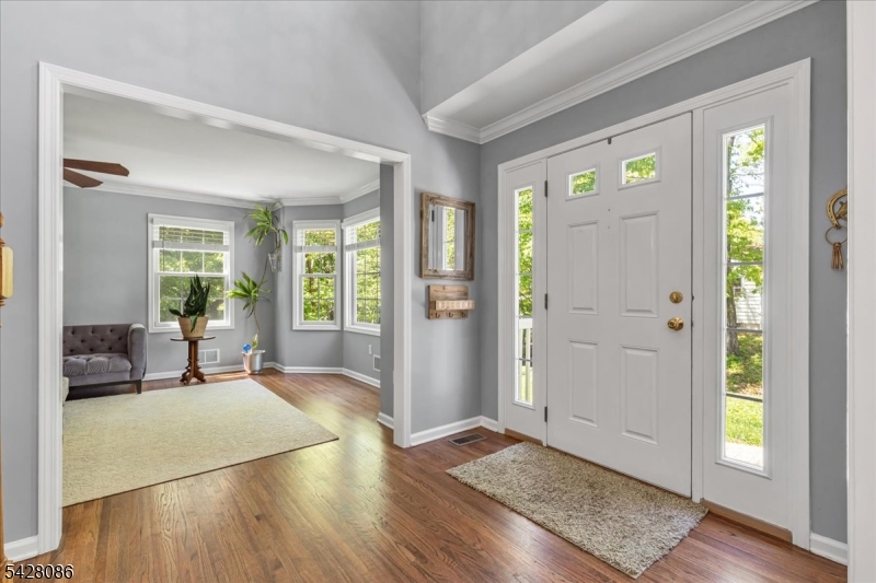 23 Saint Johns Pl