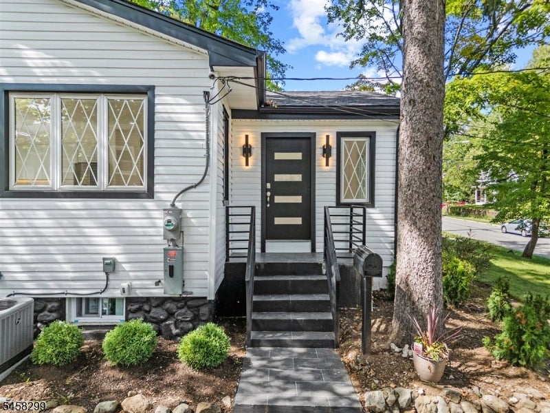 137 Myrtle Ave