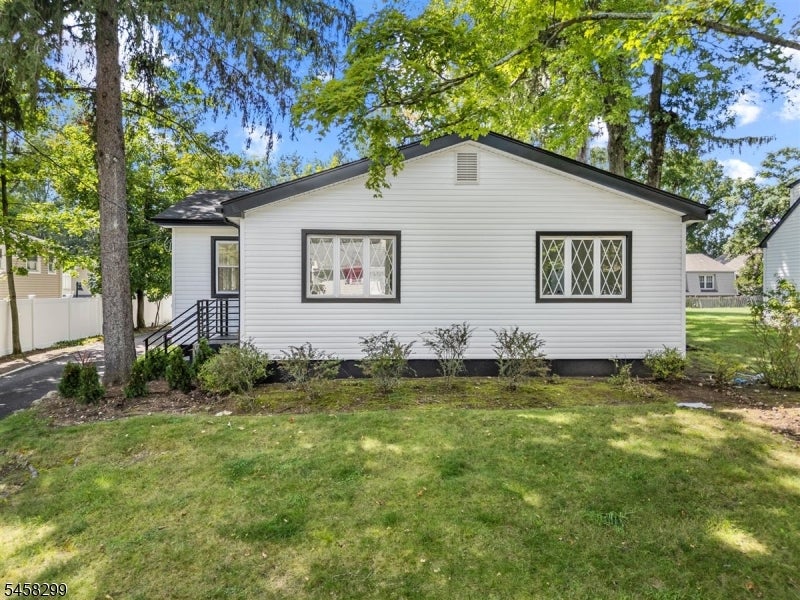 137 Myrtle Ave