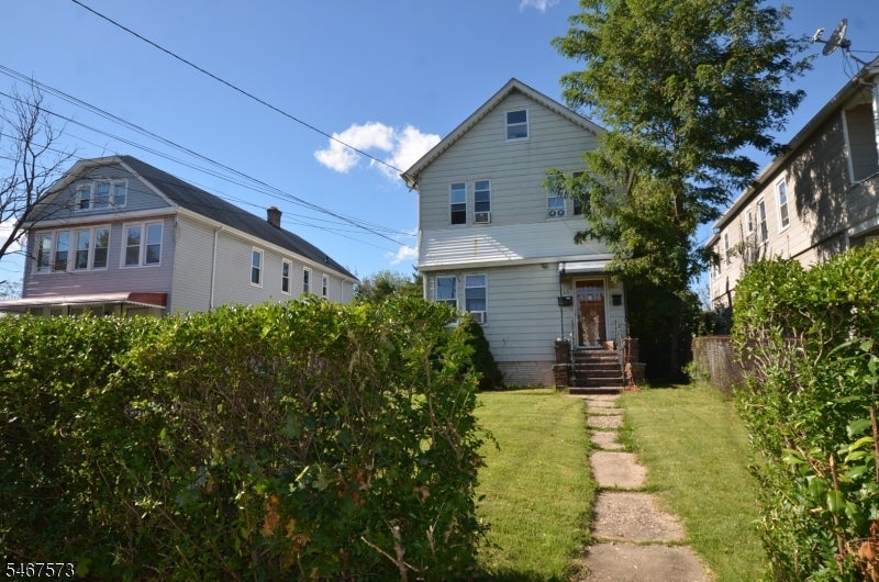 103 E Henry St