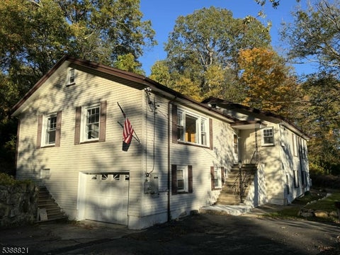 Photo for 563 Lake Shore Dr