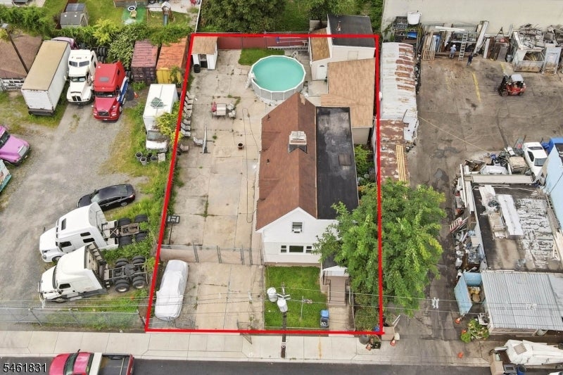 1237 1239 W Side Ave