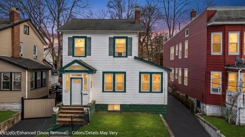 252 Duane St City Of Orange Twp. NJ 07050