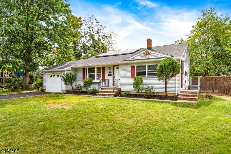233 Henry Ct
