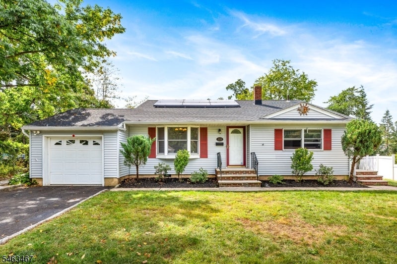 233 Henry Ct