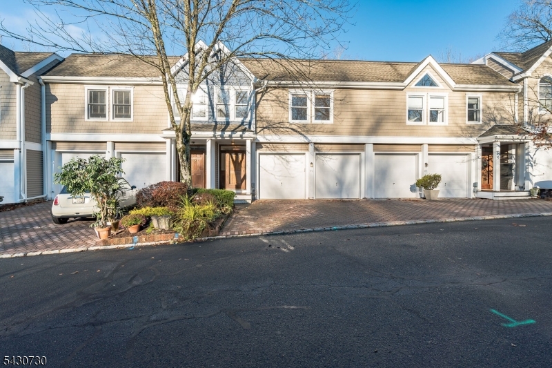 21 Rock Creek Woods Dr