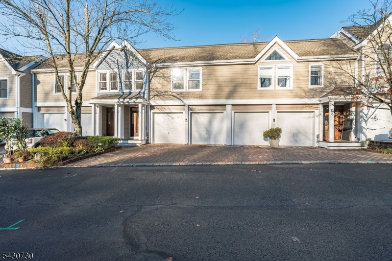 21 Rock Creek Woods Dr