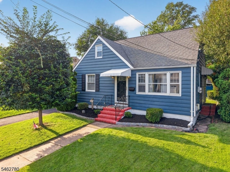 330 Hemlock Ave
