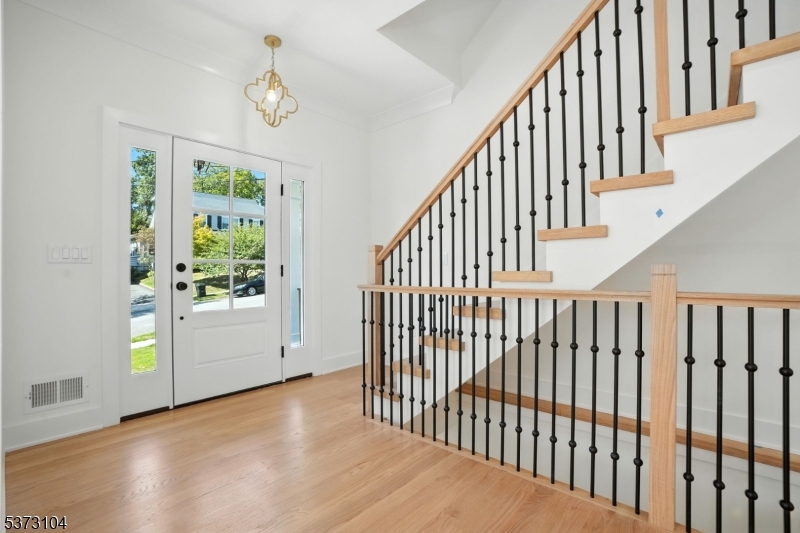 15 Collinwood Rd