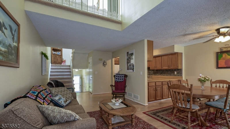 19 Ivy Ct