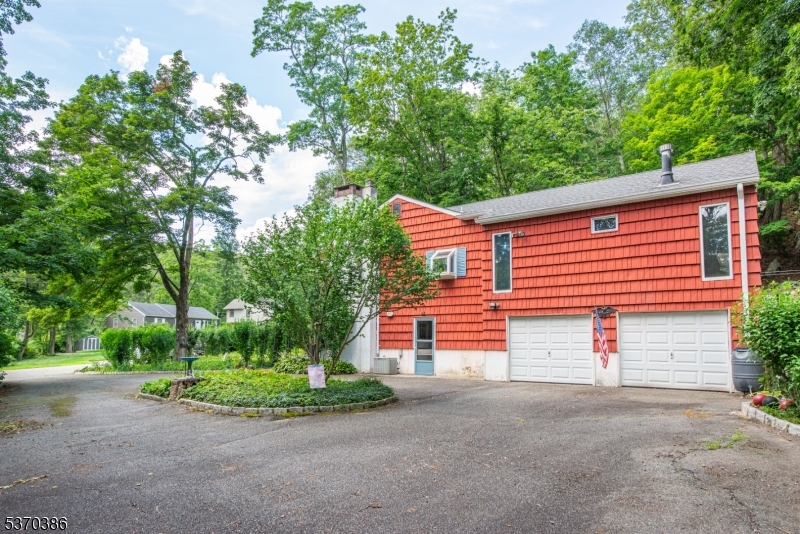 34 Ricker Rd