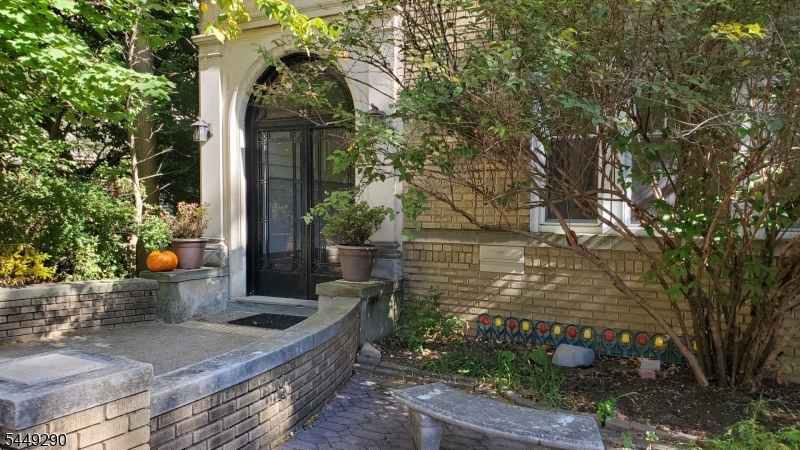 22 Seymour St 6