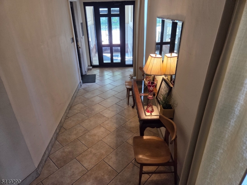 22 Seymour St 6