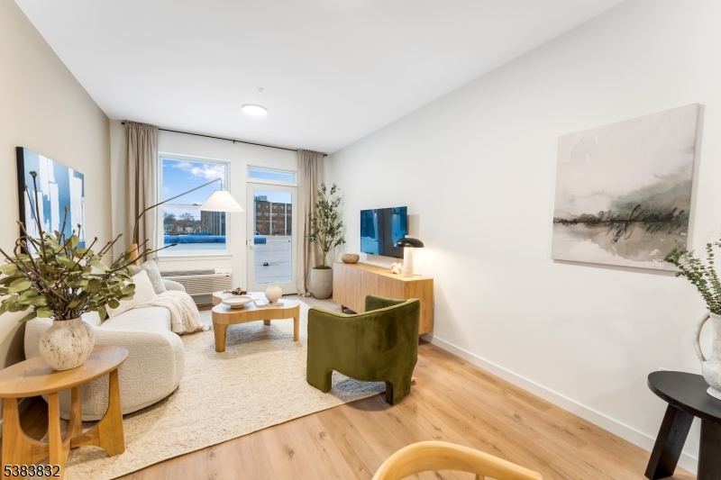 431 Dr Mlk Jr Blvd 601