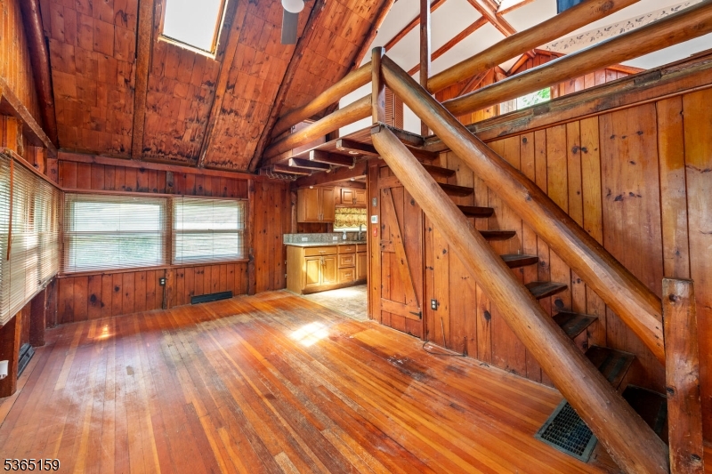 47 Twin Oaks Trl