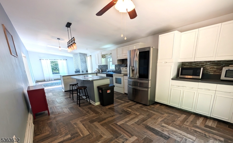 42 Algonquin Ave