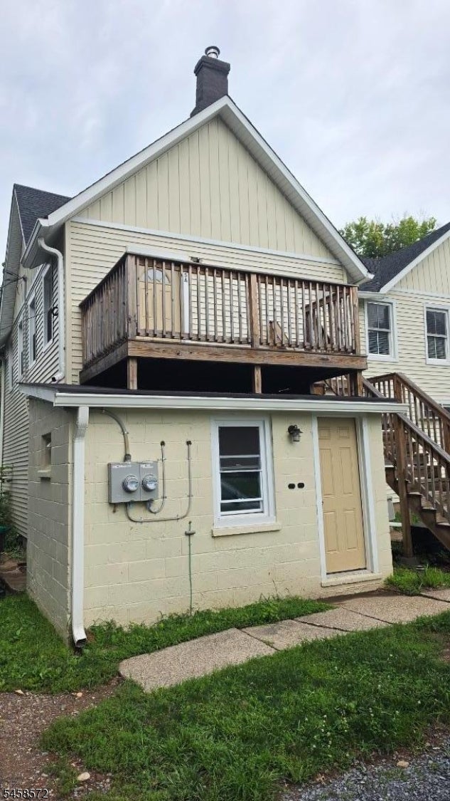 13 Maple St 15A