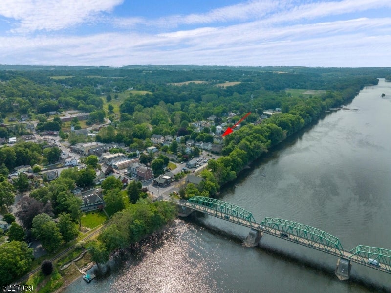 13 Maple St 15A