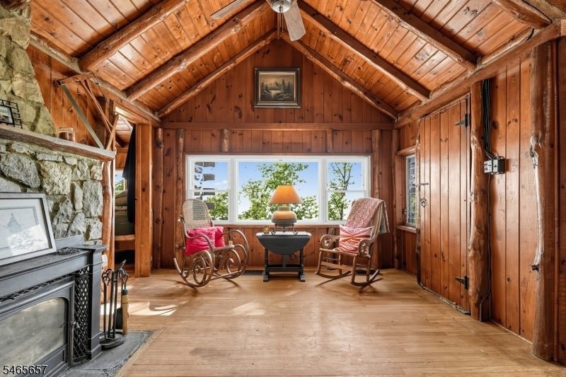 16 Glendale Rd