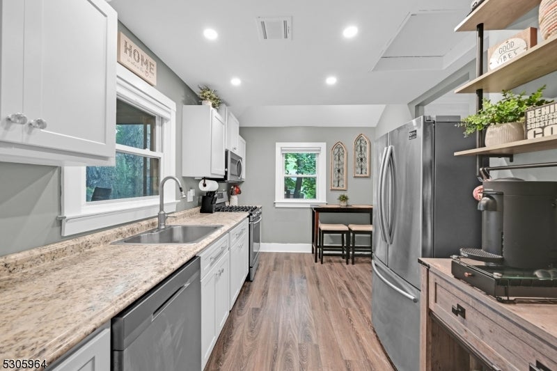 155 White Meadow Rd
