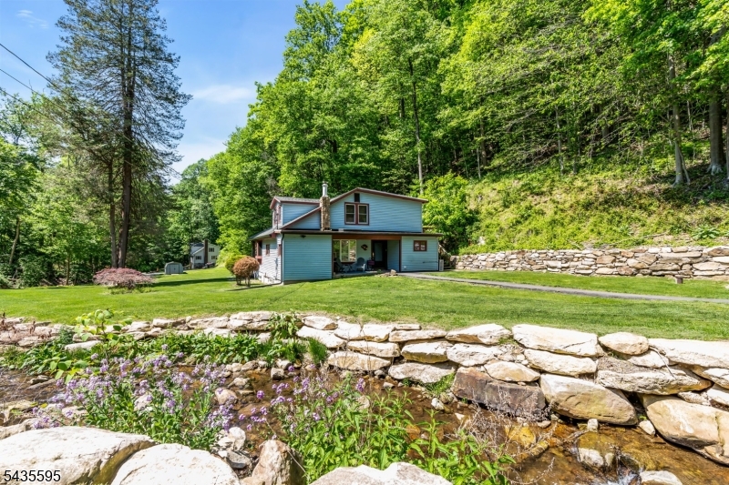 145 Mill Brook Rd