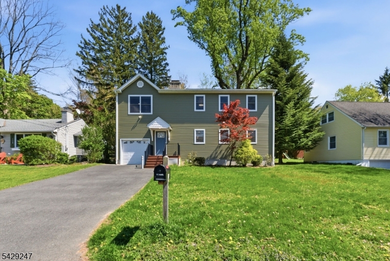 31 Lakeview Rd