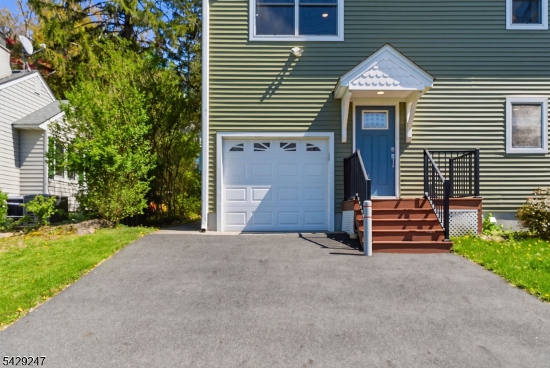 31 Lakeview Rd