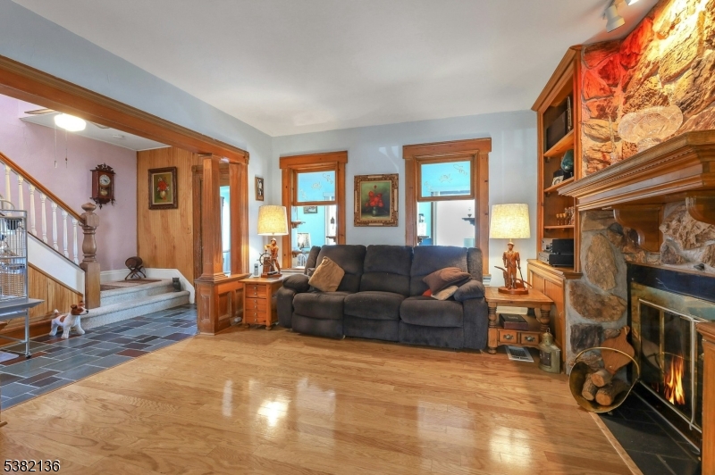 218 Court Ave
