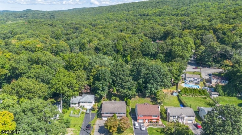 52 Channing Dr