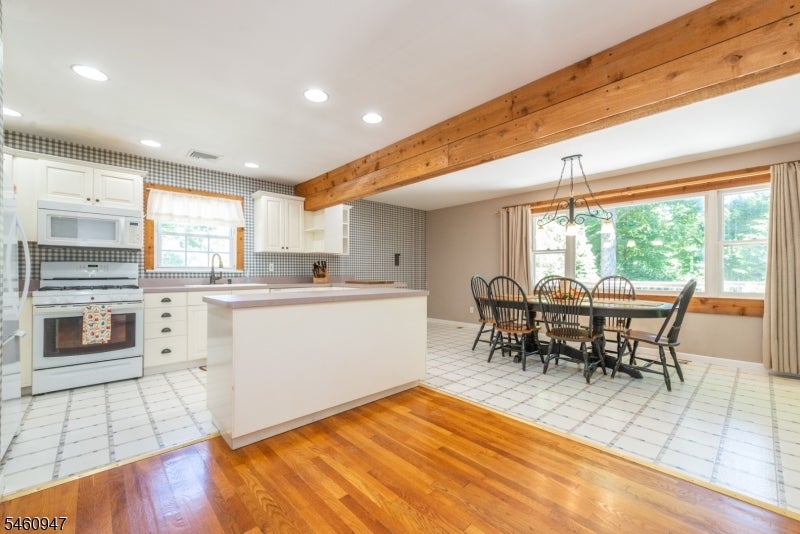 52 Channing Dr