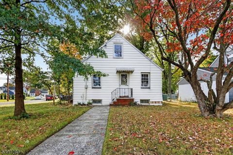 Photo of 400 Douglas Rd, Roselle, NJ 07203 (MLS # 3994490)