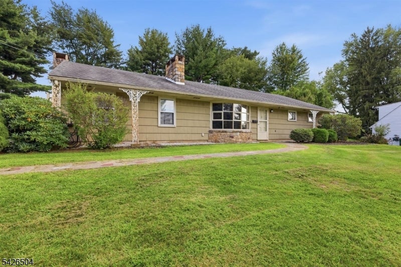 7 Essex Rd