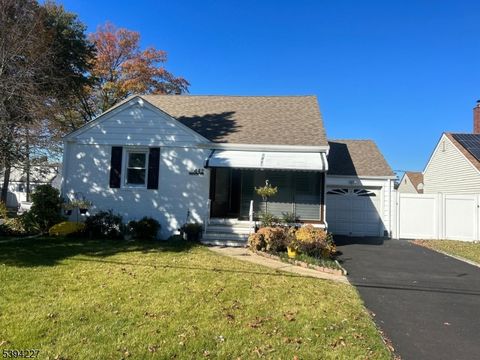 Photo of 442 Rosewood Ter, Linden, NJ 07036 (MLS # 3995439)