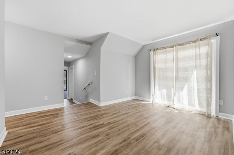 1513 Spruce Hills Dr