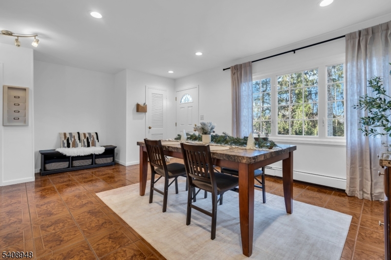 37 Schmitt Road