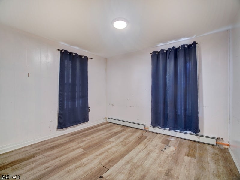 54 N 4Th St